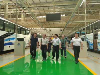 深化校企合作，拓寬就業(yè)渠道——河南林業(yè)職業(yè)學(xué)院院長宋宏偉率隊開展訪企拓崗促就業(yè)活動，重點考察電子產(chǎn)品銷售領(lǐng)域